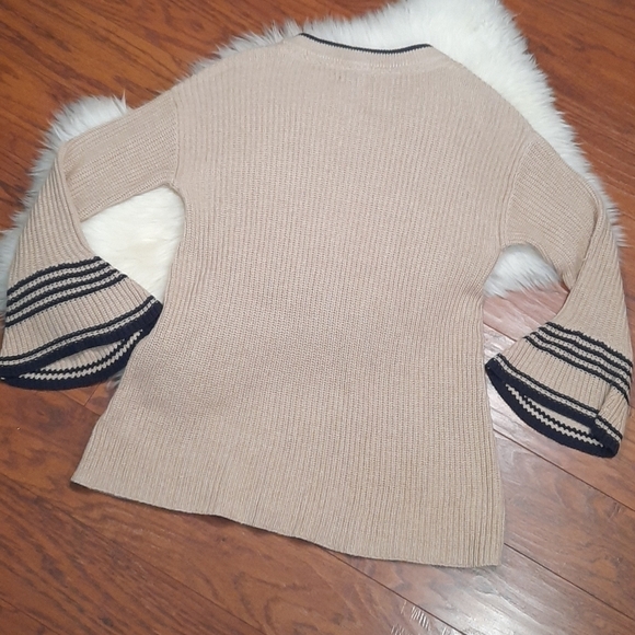 Tommy Hilfiger Bell Sleeve Sweater - Picture 2 of 9